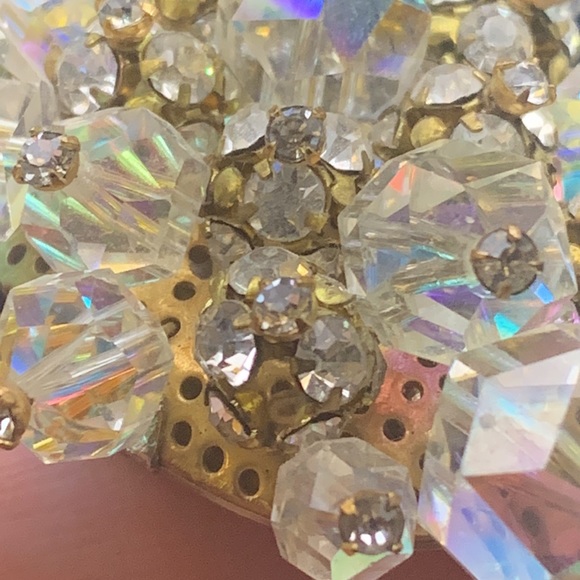 Vintage Aurora Borealis Crystal/Rhinestone Cluster Brooch 2.5” - Picture 3 of 6